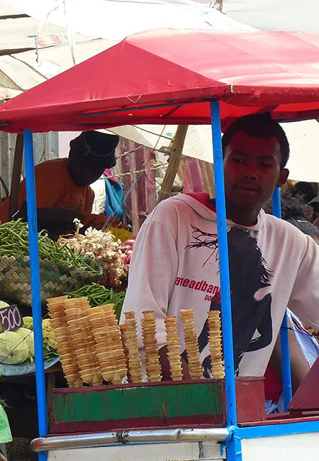 Les Marchés et l'artisanat Malgache